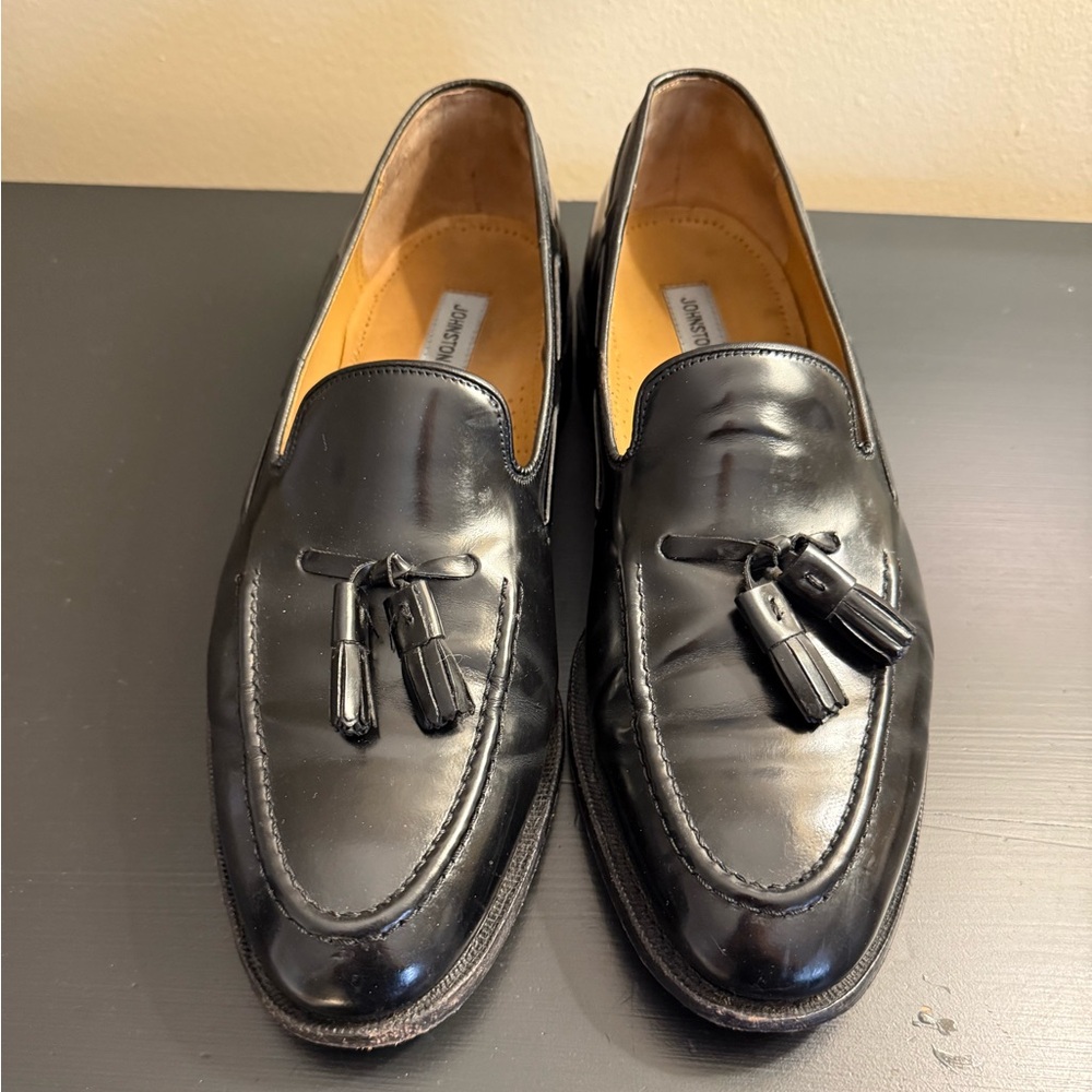 Johnston & Murphy black tassel loafers 10.5D/B